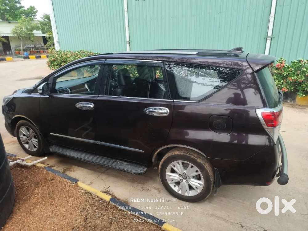 Toyota Innova Crysta 2016 Top End Diesel 292516 Km Driven