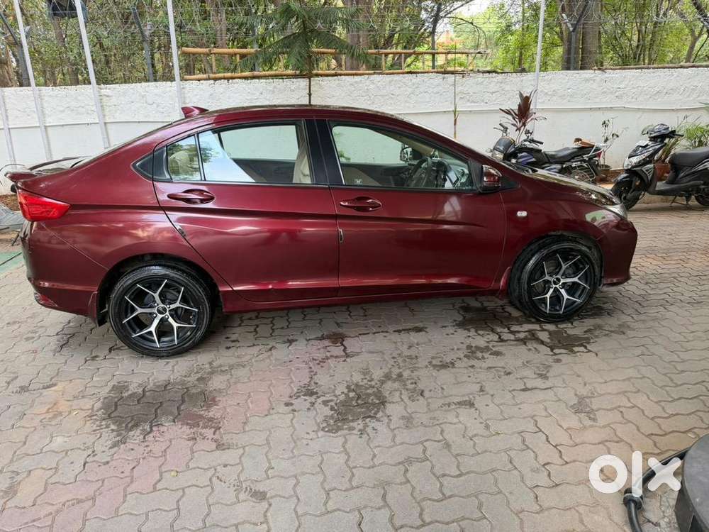 Honda Petrol Car 2016