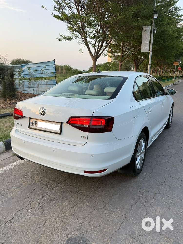 Volkswagen Jetta Comfortline Tsi, 2016, Petrol