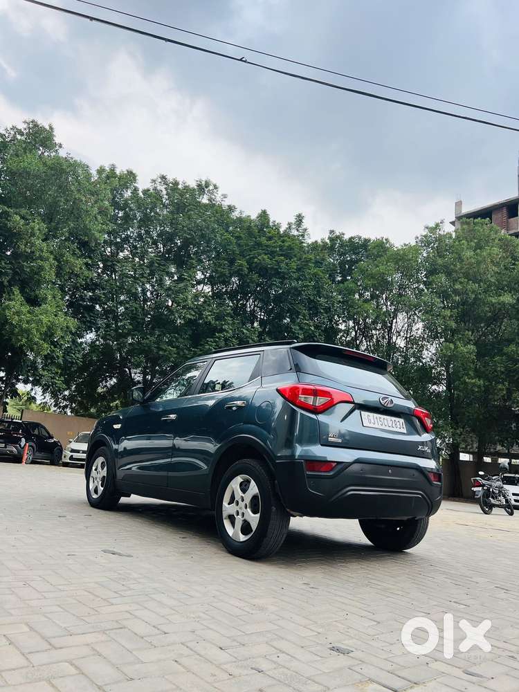 Mahindra Xuv300 1.2 W6 Amt Petrol, 2021, Cng & Hybrids