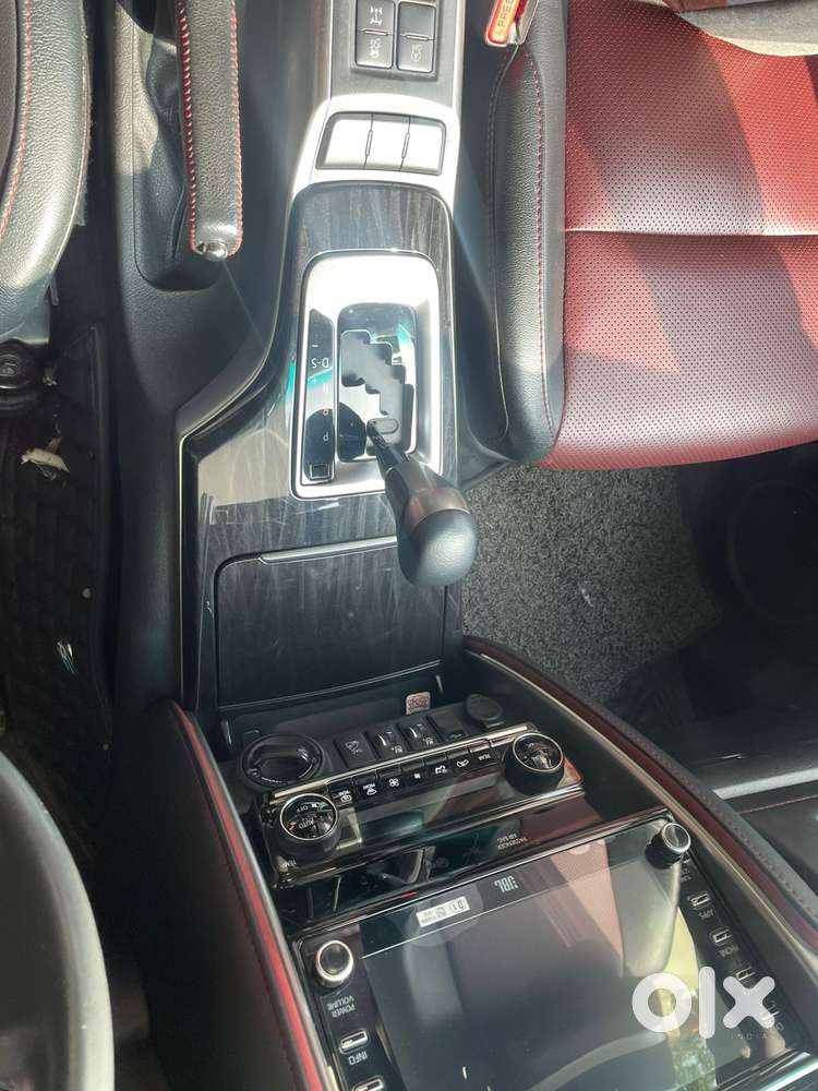 Toyota Fortuner Legender 4x4 At 2.8, 2015