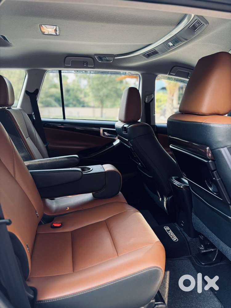 Toyota Innova Crysta 2.4 Z 7 Str, 2022, Diesel