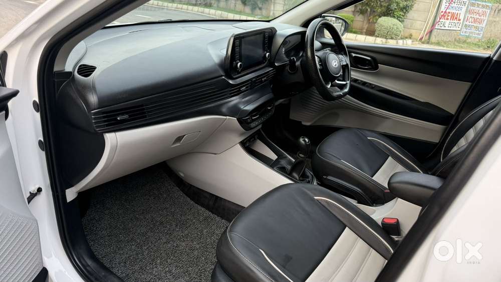 Hyundai I20 Sportz 1.2 Mt, 2024, Petrol