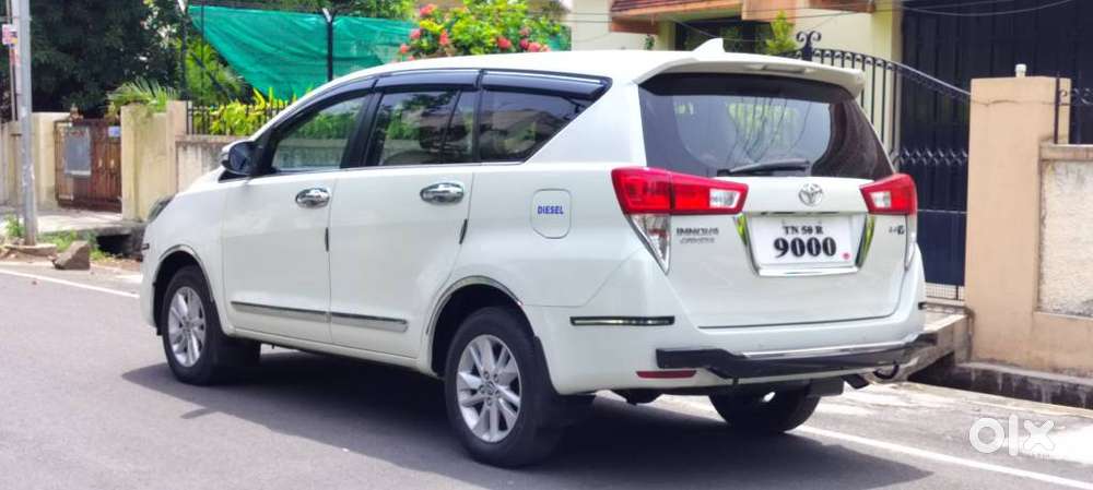 Toyota Innova Crysta 2.4 V 7 Str, 2016, Diesel