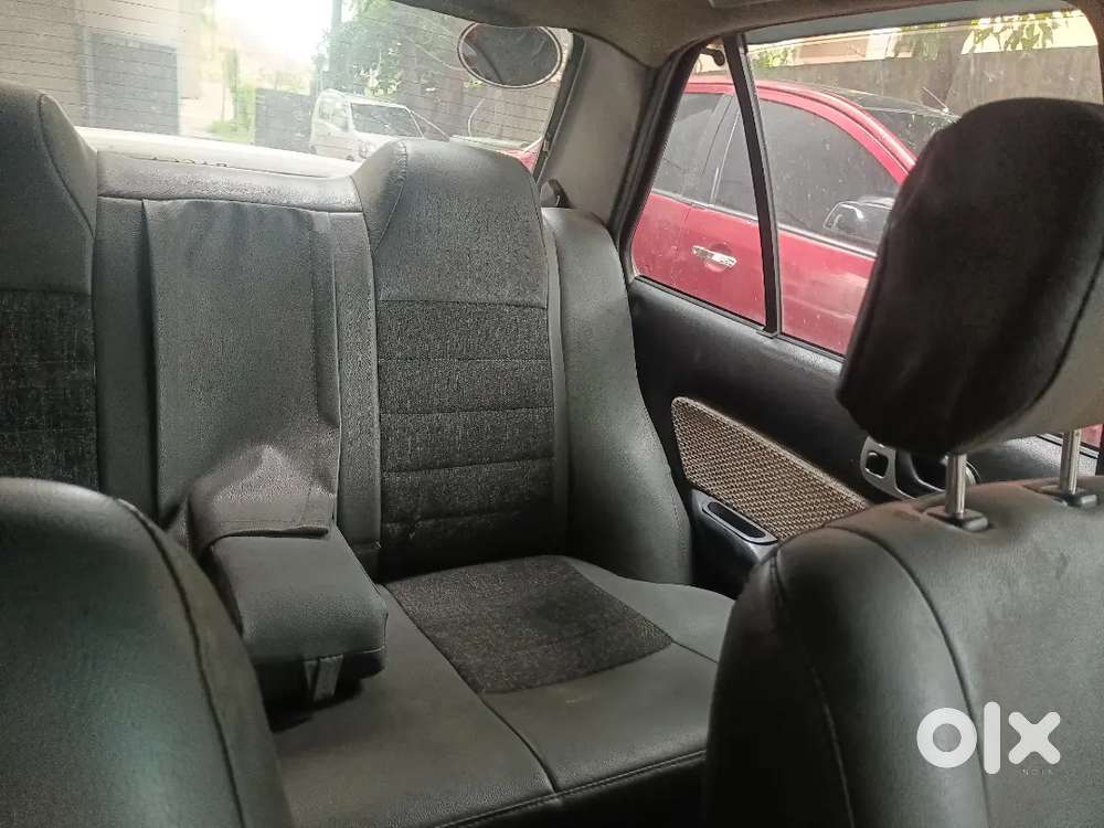 Maruti Suzuki Esteem Vxi 2007