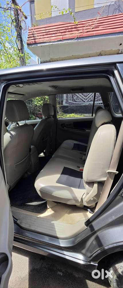Toyota Innova 2.5 G4 2014 Superb Condition 1st Owner Fancy Regn.number