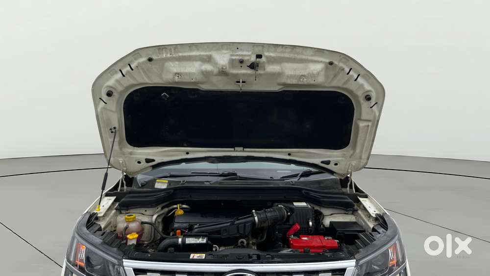 Mahindra Xuv300 W8, 2020, Petrol