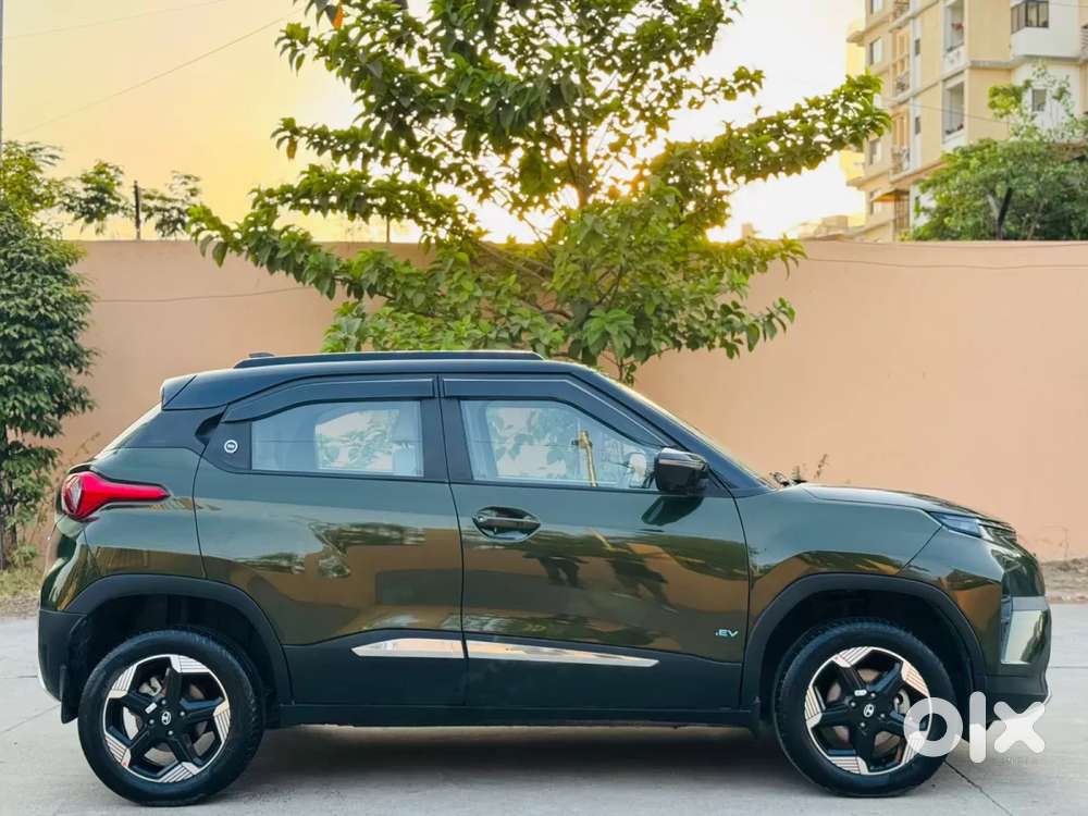 Tata Punch Ev Empowered Plus Lr, 2024, Electric