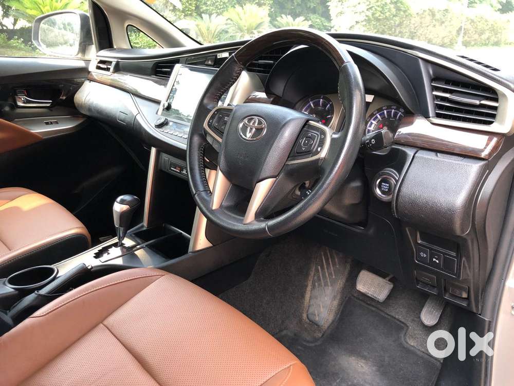 Toyota Innova Crysta [ ] 2.4 Zx At 7 Str, 2022, Diesel