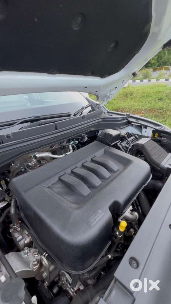 Mahindra Xuv700 Ax7l Diesel 2025