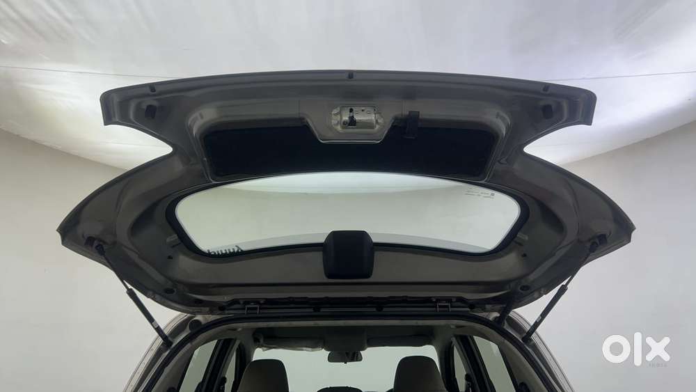 Mahindra Kuv 100 2016-2017 Mfalcon D75 K4, 2016, Diesel