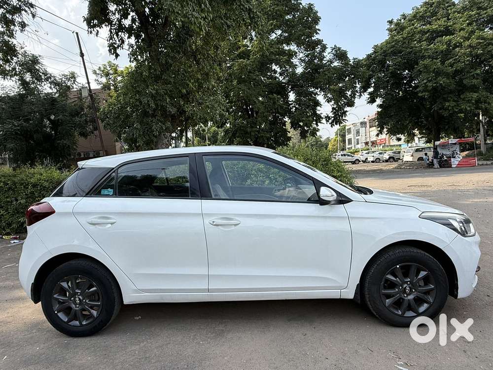 Hyundai New I20 1.2 Asta Mt, 2018, Petrol