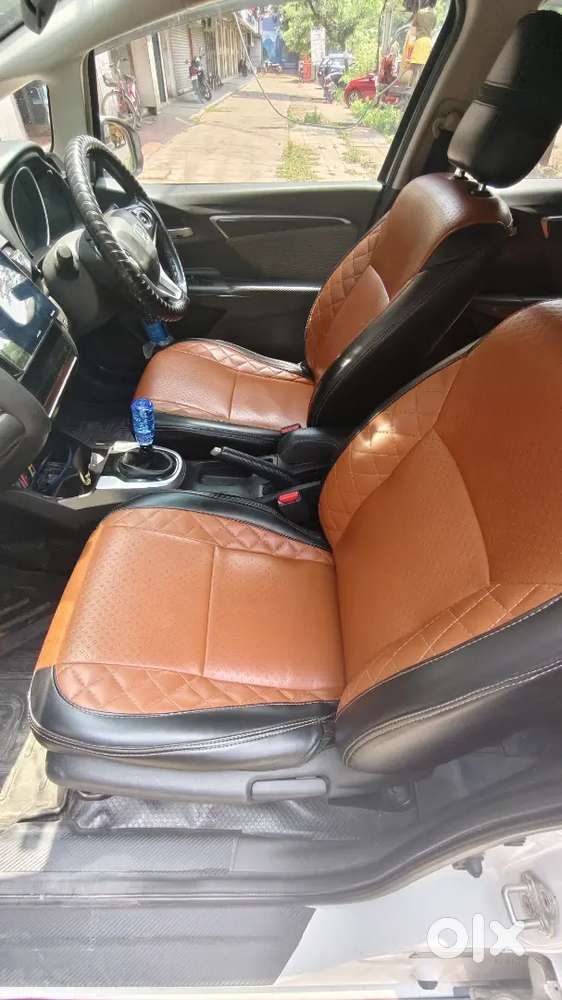 Good Condition. Milage 25 Km/litter . Full Option