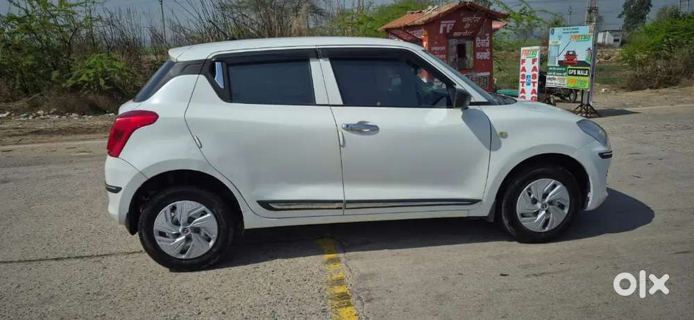 Maruti Suzuki Swift 2022 Petrol 56000 Km Driven