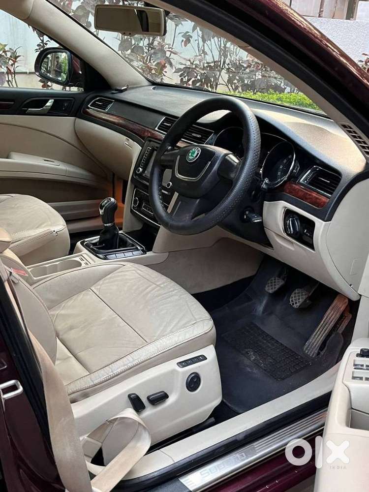 Skoda Superb Corporate 1.8 Tsi Mt, 2012, Petrol