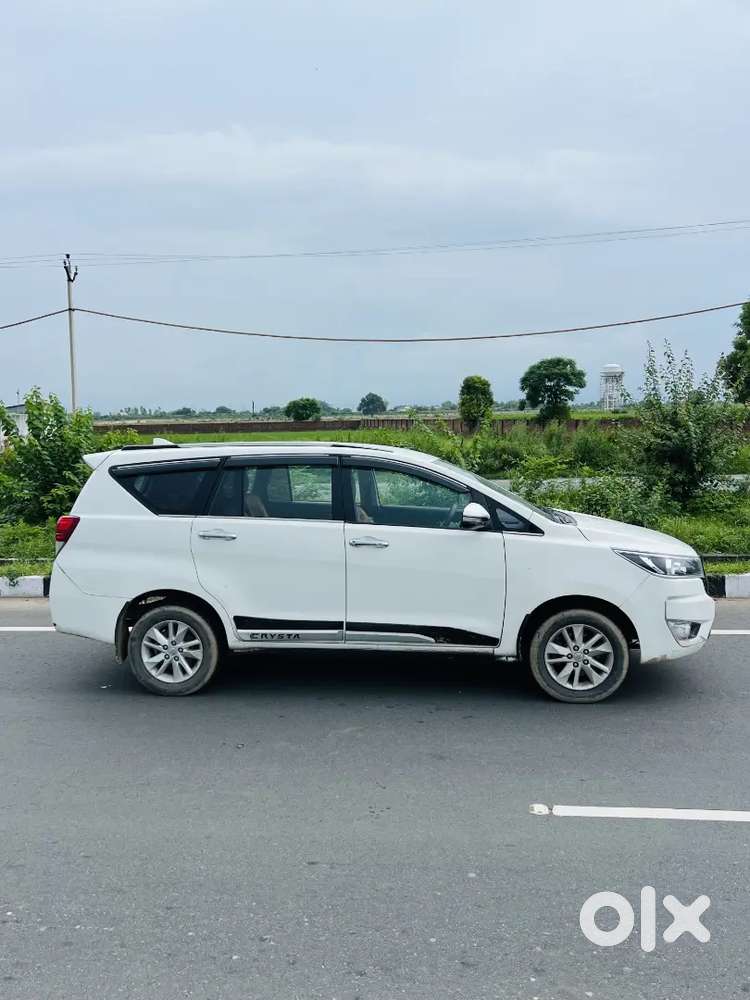 Toyota Innova Crysta 2020 Diesel Manual 78000 Km