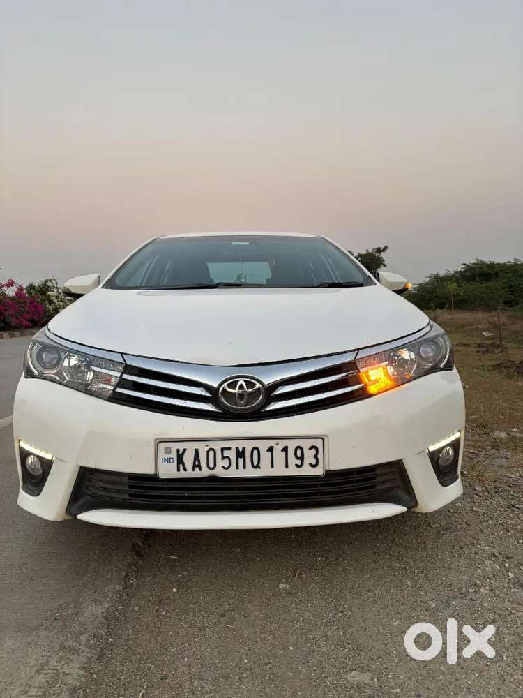 Toyota Corolla Altis 2014