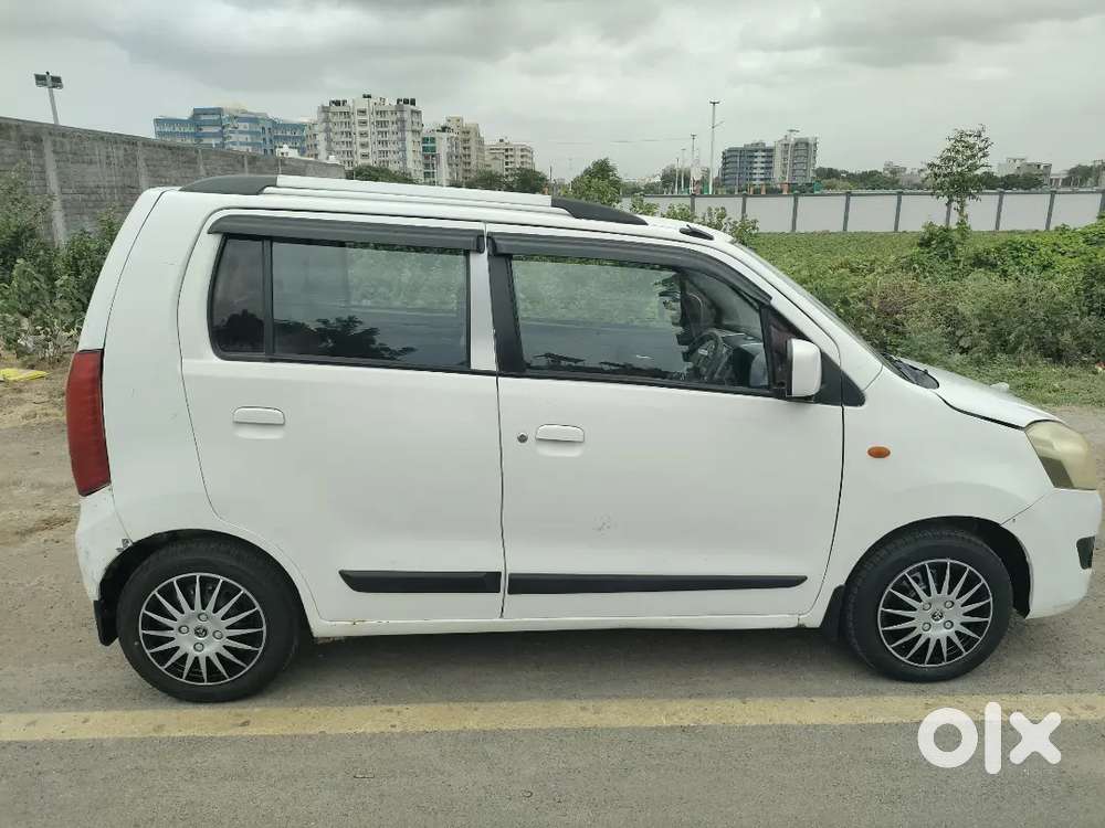 2013 Maruti Suzuki Wagon R Vxi Petrol & Cng