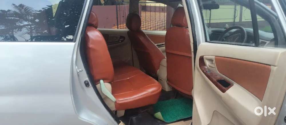 Toyota Innova Diesel 2005 7 Seater