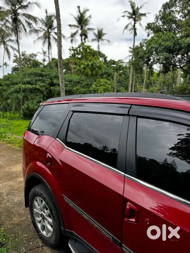 Mahindra Xuv500 2015 Diesel 62000 Km Driven