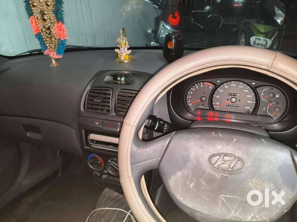 2008 Hyundai Accent Gls 1.6 Petrol – Bright Silver Sedan