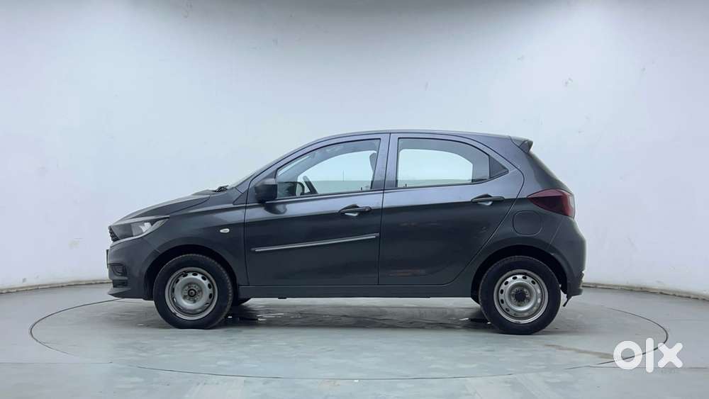 Tata Tiago Xe, 2020, Petrol