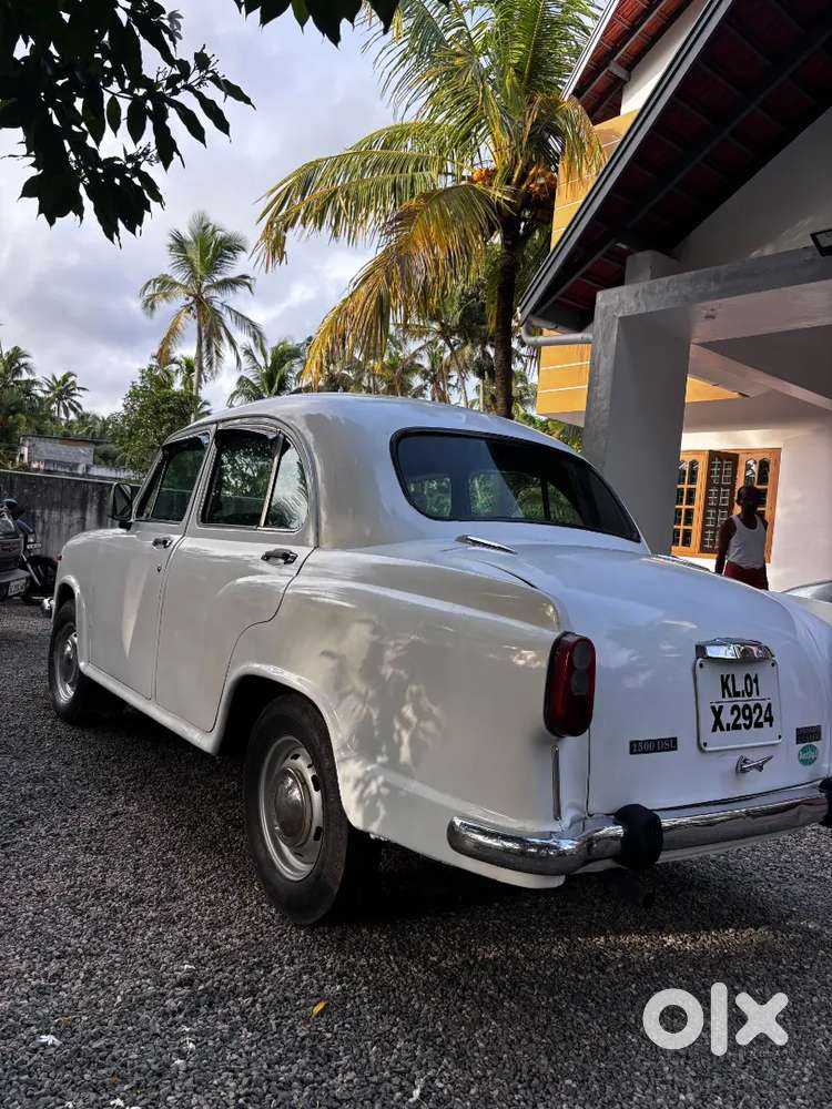 Ambassador Classic 1500 2002