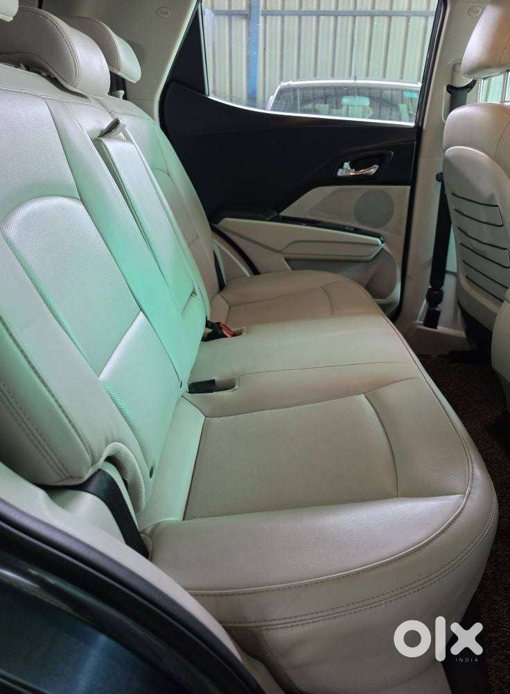 Mahindra Xuv300 W8 Option, 2021, Petrol