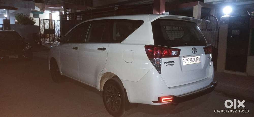 Toyota Innova Crysta 2021 Diesel Well Maintained