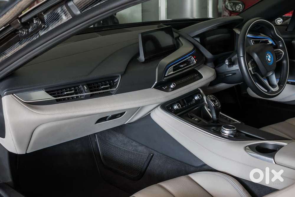 Bmw I8 Petrol 2014  Plug-in Hybrid