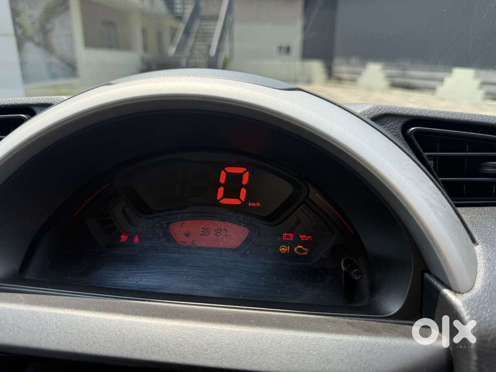 Maruti Suzuki S-presso Vxi Plus, 2022, Petrol