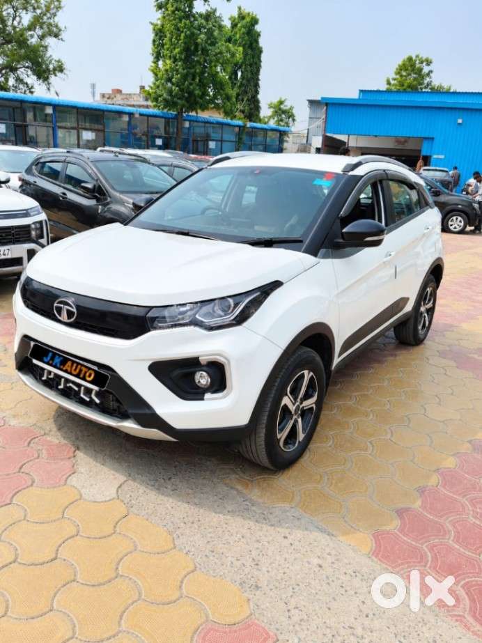 Tata Nexon 1.2 Revotron Xz Plus, 2021, Petrol
