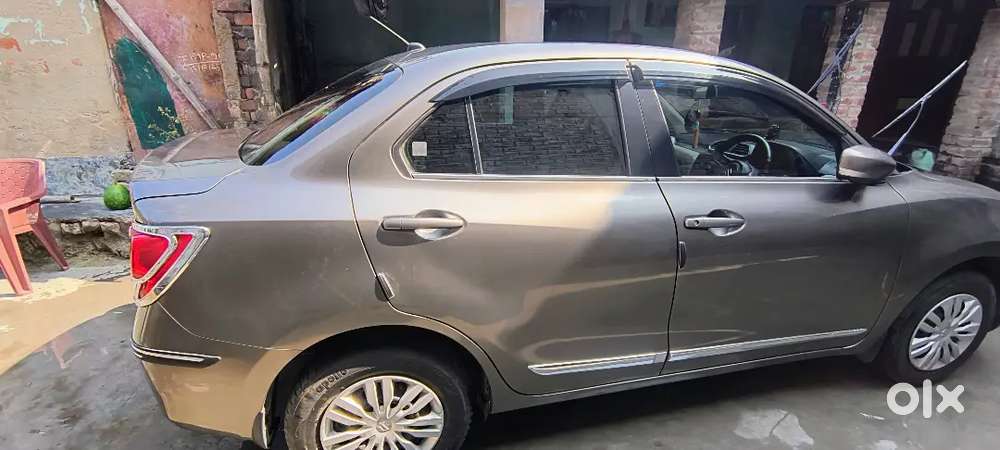 Maruti Suzuki Dzire 2022 Petrol 48500 Km Driven