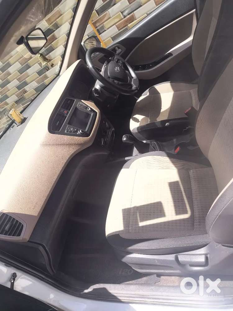 Hyundai Elite I20 2020 Petrol 22000 Km Driven