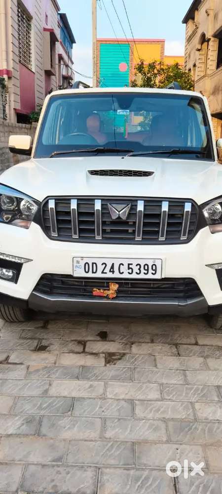Mahindra Scorpio Classic 2017 Diesel 80000 Km Driven