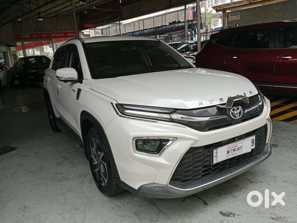 Toyota Urban Cruiser Hyryder, 2023, Petrol