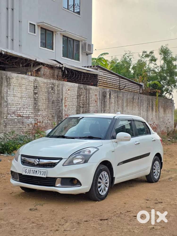 Maruti Suzuki Dzire 1.2 Vxi Amt, 2015, Petrol