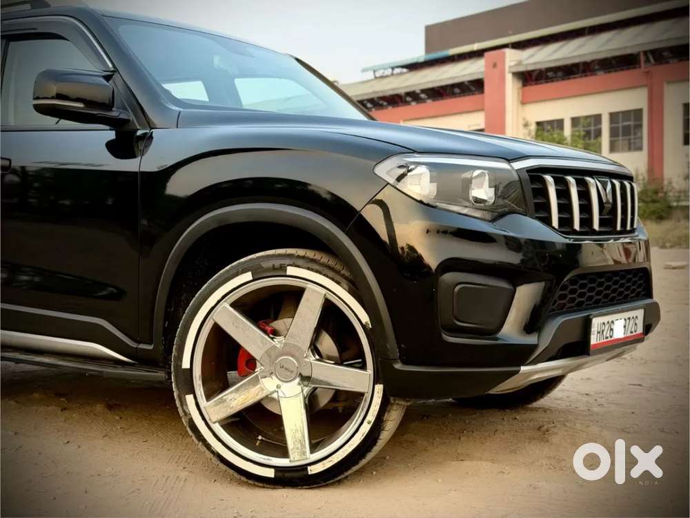 Mahindra Scorpio N Z2 Petrol Mt 7 Str, 2025, Petrol
