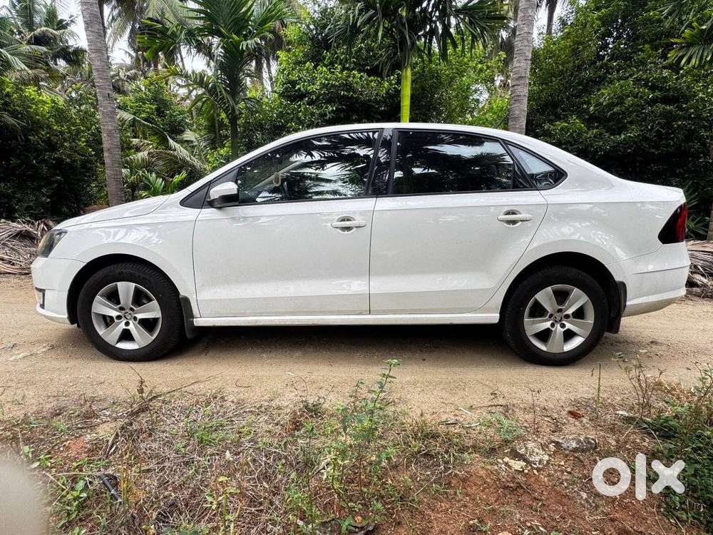 Skoda Rapid 1.6 Ambition Plus Tdi At, 2018, Diesel