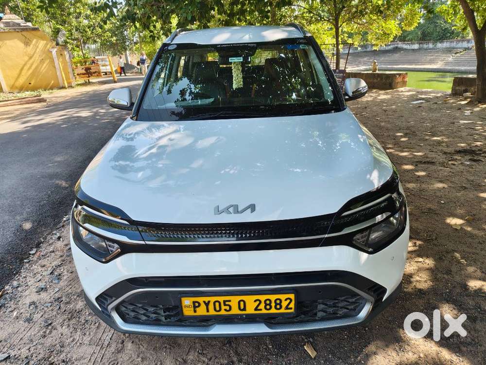 Kia Carens Premium 2023
