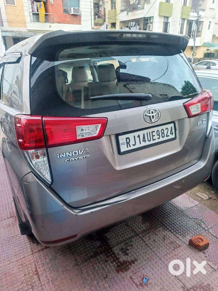 Toyota Innova Crysta 2.4 V 7 Str, 2017, Diesel