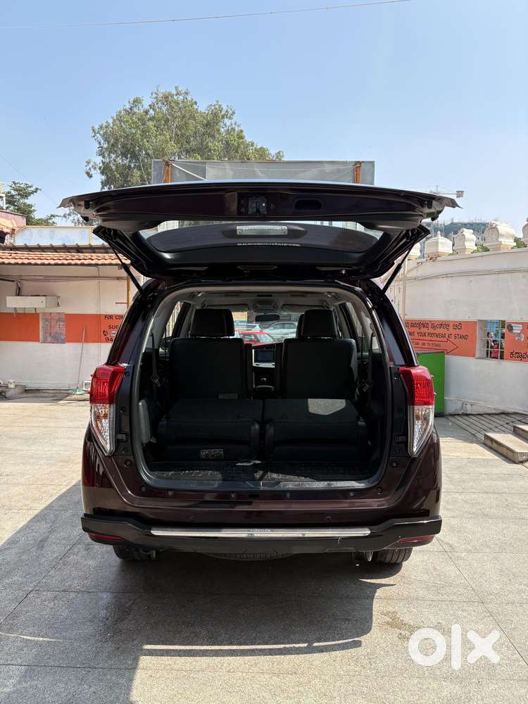 Toyota Innova Crysta Zx 2.4 Diesel 7 Seater, 2017, Diesel