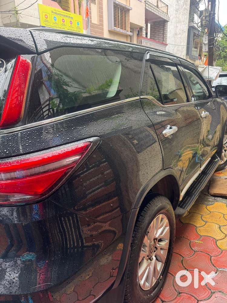 Toyota Fortuner 4x4 Manual Limited Edition, 2021, Diesel
