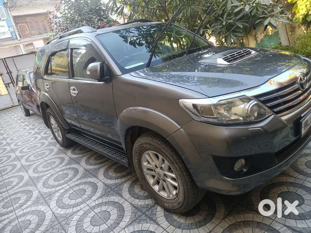 Very Less Driven Well Maintained.singal Hand Drive Just Like New