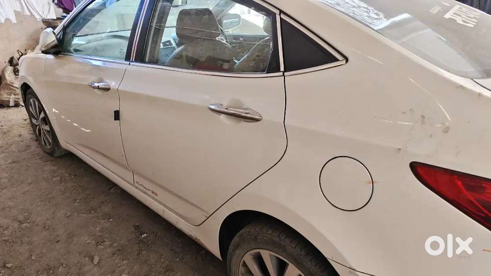 Hyundai Verna 2014 Diesel 142000 Km Driven