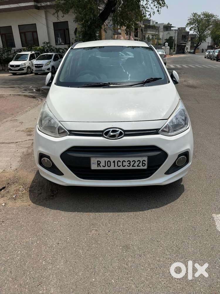 Hyundai Grand I10 2013-2016 Sportz, 2015, Diesel