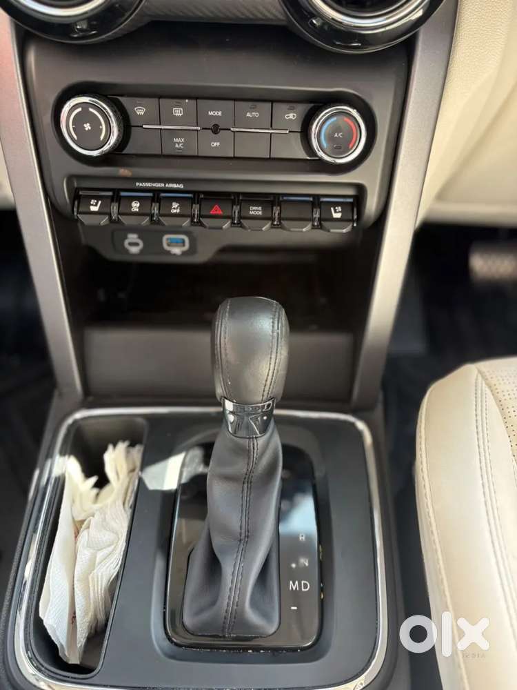 Mahindra Thar Roxx, 2025, Petrol