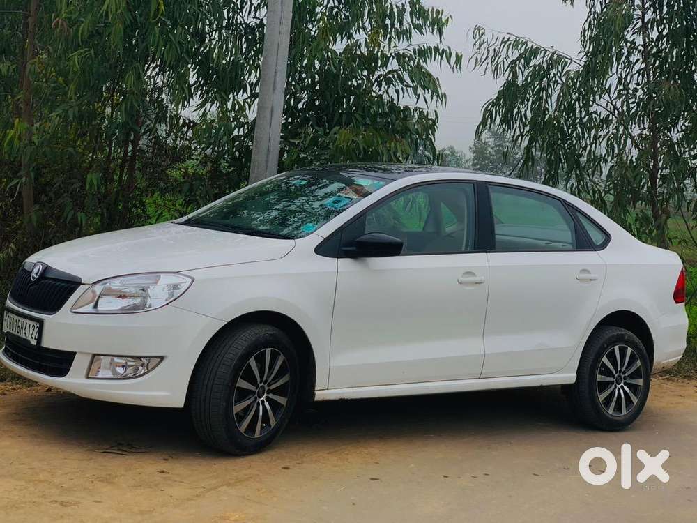 Skoda Rapid Petrol 56000 Km Driven