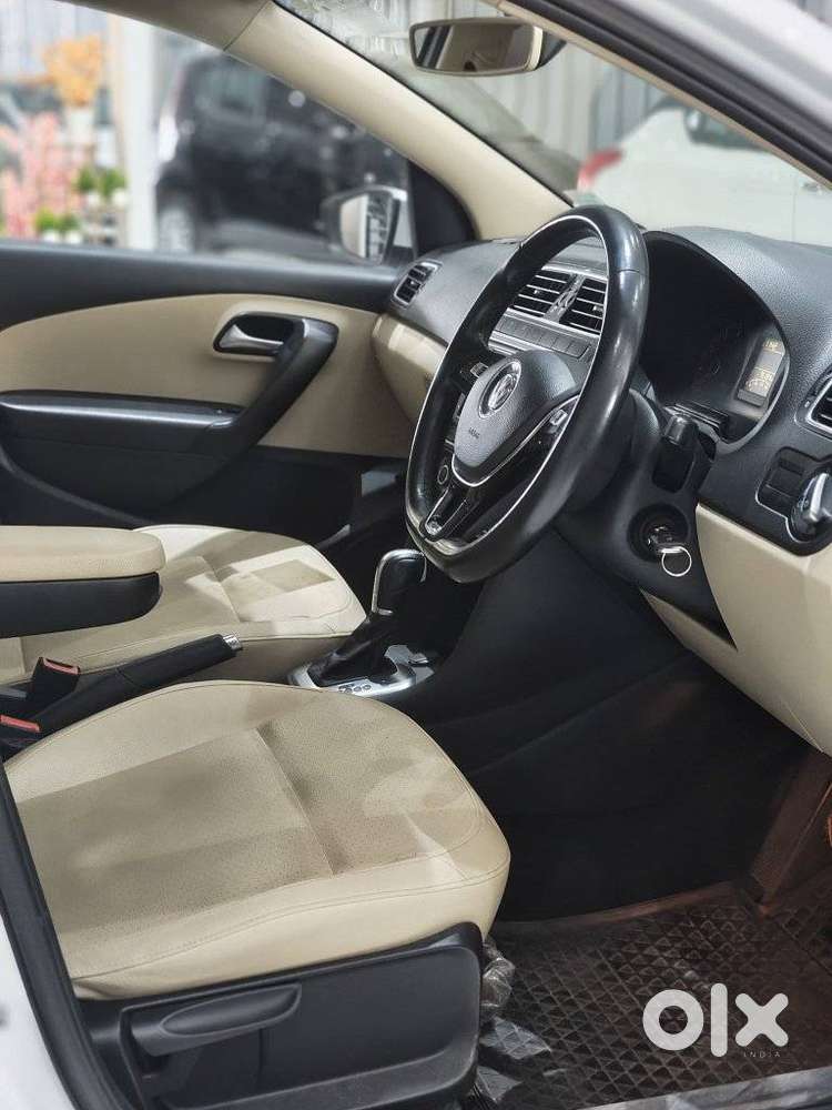 Volkswagen Vento 1.2 Tsi Highline Plus At, 2019, Petrol