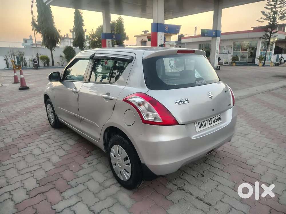 Maruti Suzuki Swift Vxi 2012
